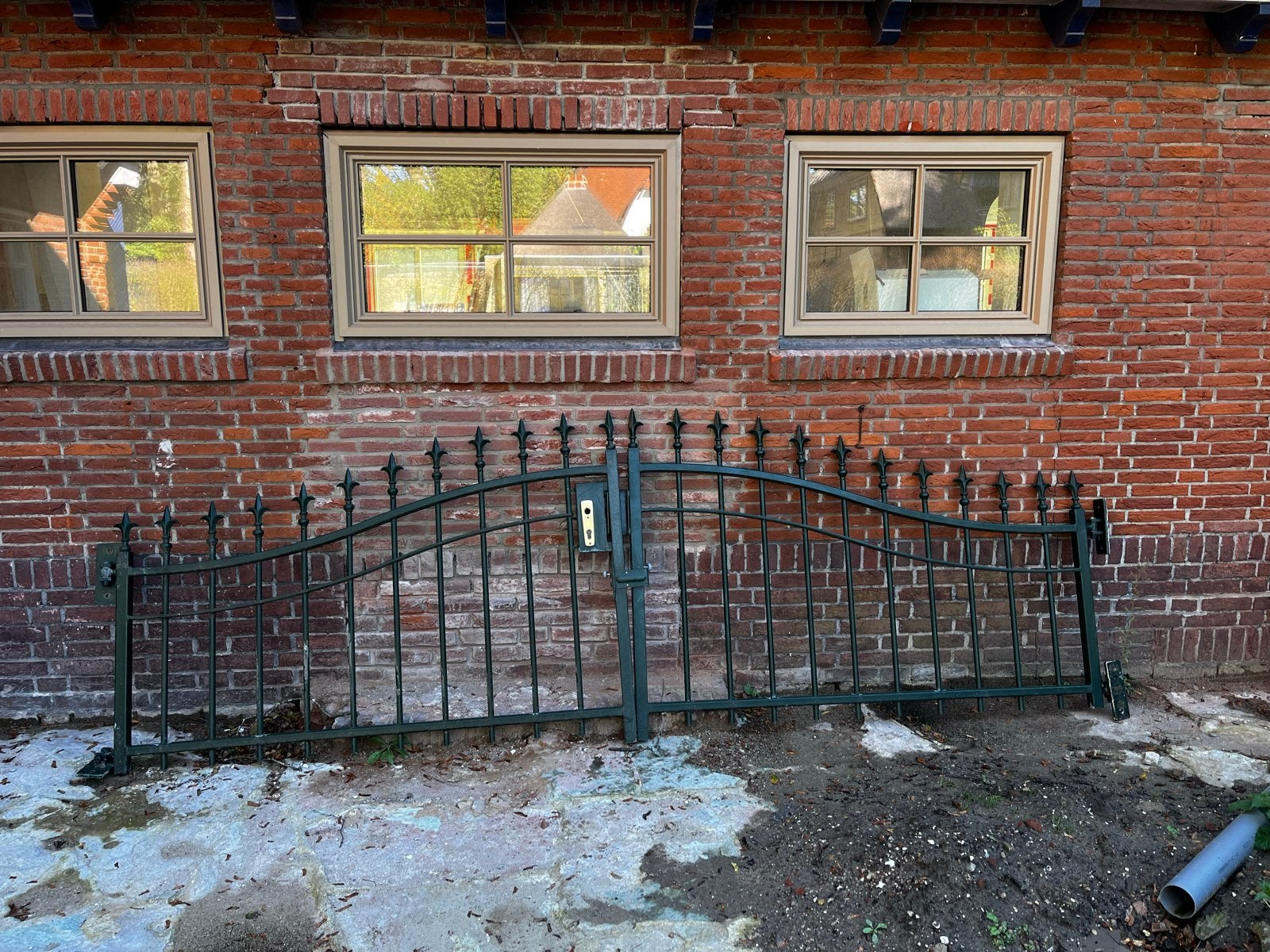 2x Sierhekwerk met poort - 1.74m breed, 1.14m hoog, Ophalen, Met poort, Gebruikt, Sierhekwerk
