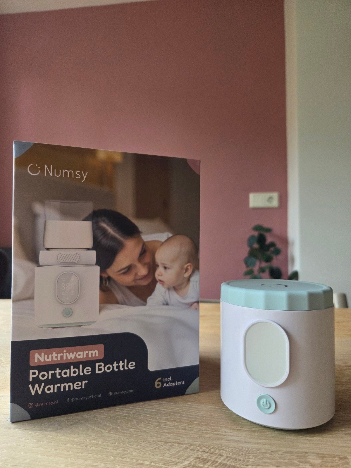 Numsy Flessenwarmer - Compleet met Adapters, Gebruikt, Ophalen of Verzenden, Draagbaar, Flessen- of potjesverwarmer