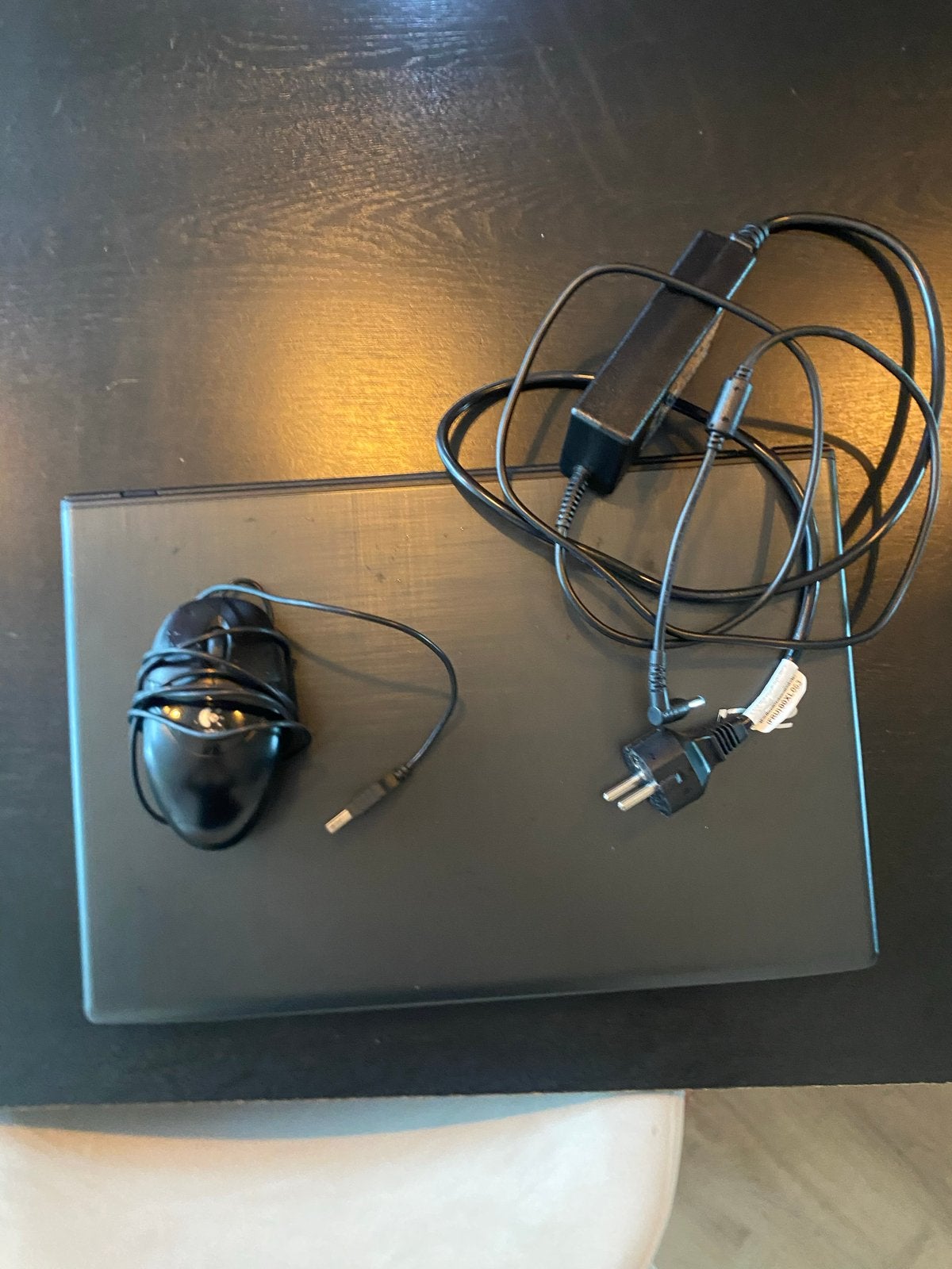 Acer Aspire E 15 (E5-575-57VC) met Logitech muis, Computers en Software, Gebruikt, HDD, 2 tot 3 Ghz, Qwerty