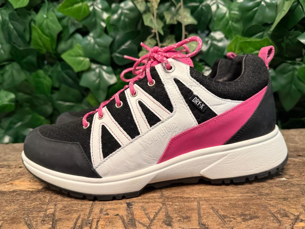 Nieuwe sneakers van Xsensible maat 42 (wijdte H), Zwart, Nieuw, Ophalen of Verzenden, Sneakers of Gympen