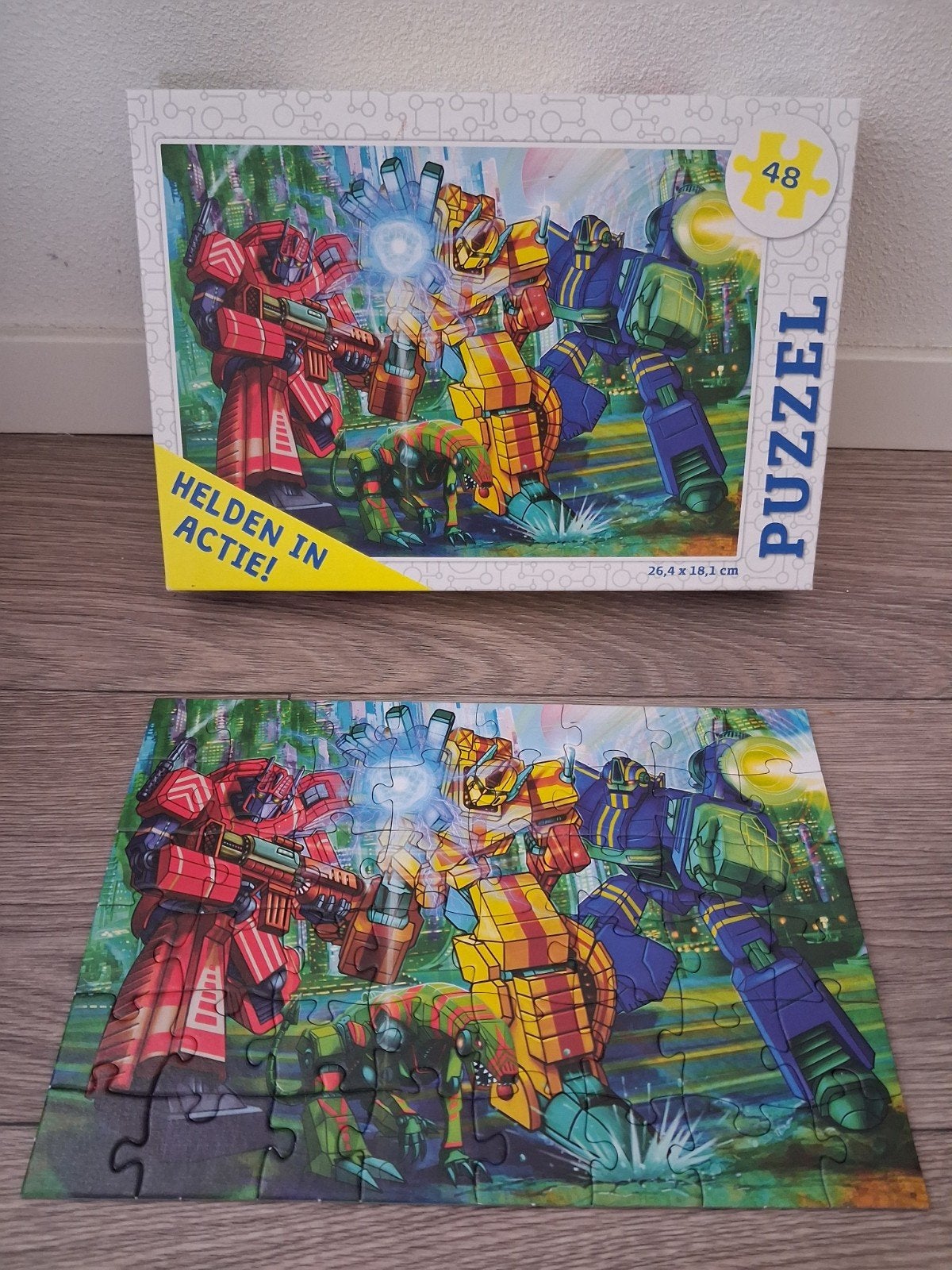 Puzzel robots 48 stukjes, Kinderen en Baby's, Ophalen of Verzenden, 10 tot 50 stukjes, Zo goed als nieuw, 2 tot 4 jaar