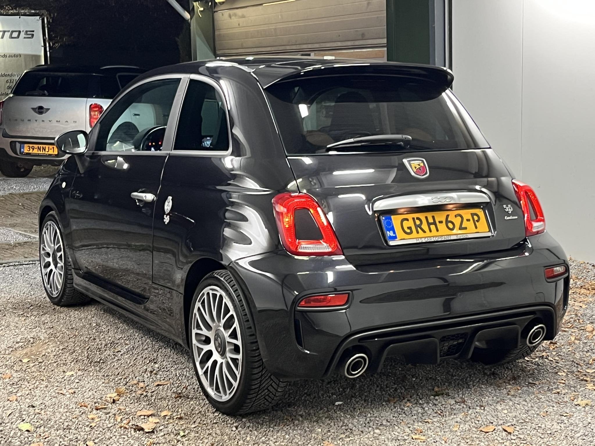 Abarth 595 1.4 T-Jet Turismo 70th Anniversary AUTOMAAT 165PK, Auto's, 15 km/l, Gebruikt, Euro 6, 4 cilinders