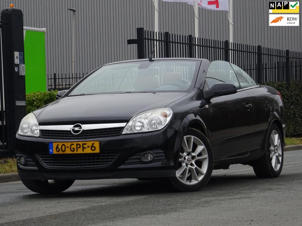 Opel Astra TwinTop 1.8 Temptation NAP/LEER/AIRCO/CRUISE/PDC, Voorwielaandrijving, Gebruikt, 4 cilinders, Cabriolet