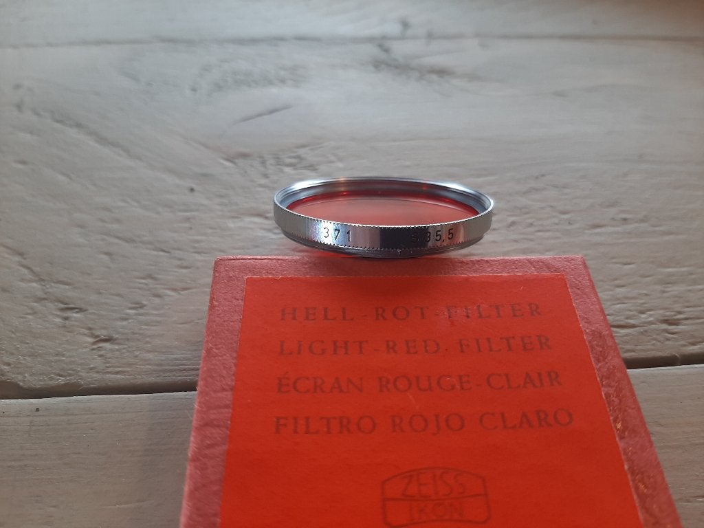 Foto 6 van 3 Zeiss-Ikon Stuttgart kleurfilters 35,5mm (371)