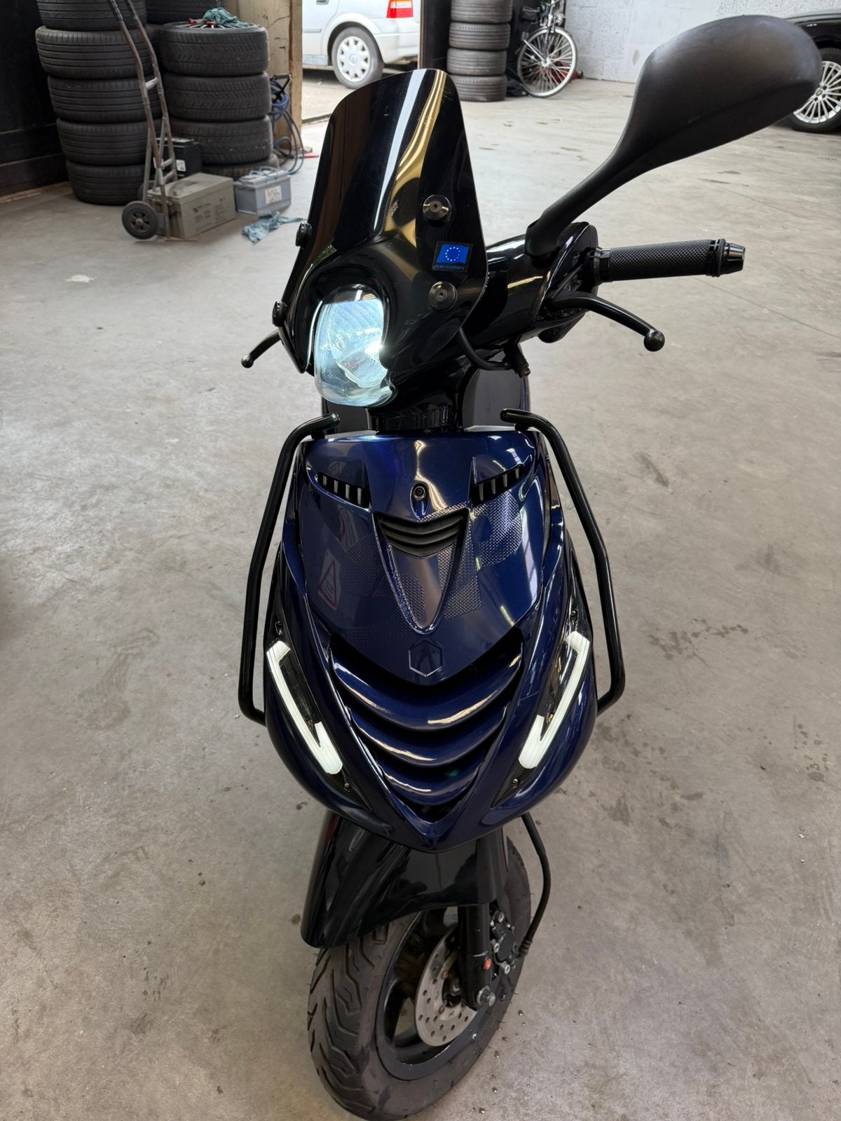 Power one led, Ophalen, Zo goed als nieuw, Benzine, Zip