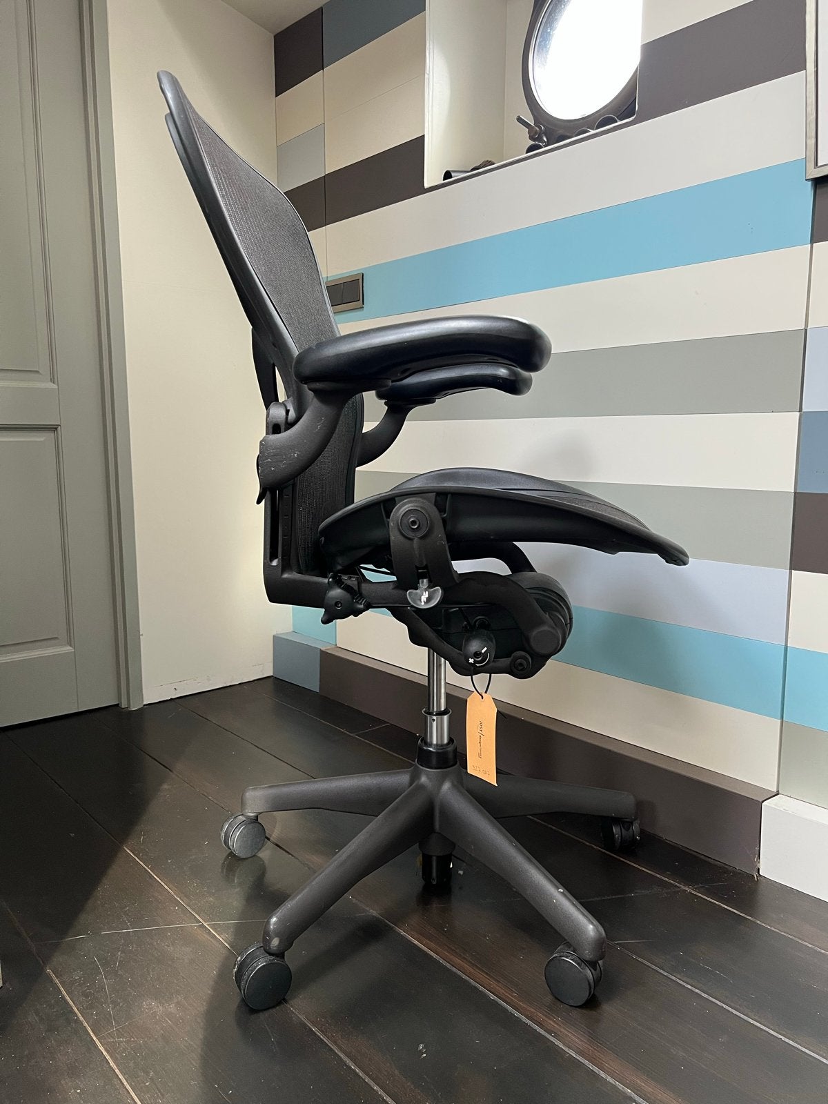 Herman Miller Aeron Bureaustoel - Grafiet, Maat C, Full Opti, Huis en Inrichting, Ophalen, Zo goed als nieuw, Grijs, Bureaustoel