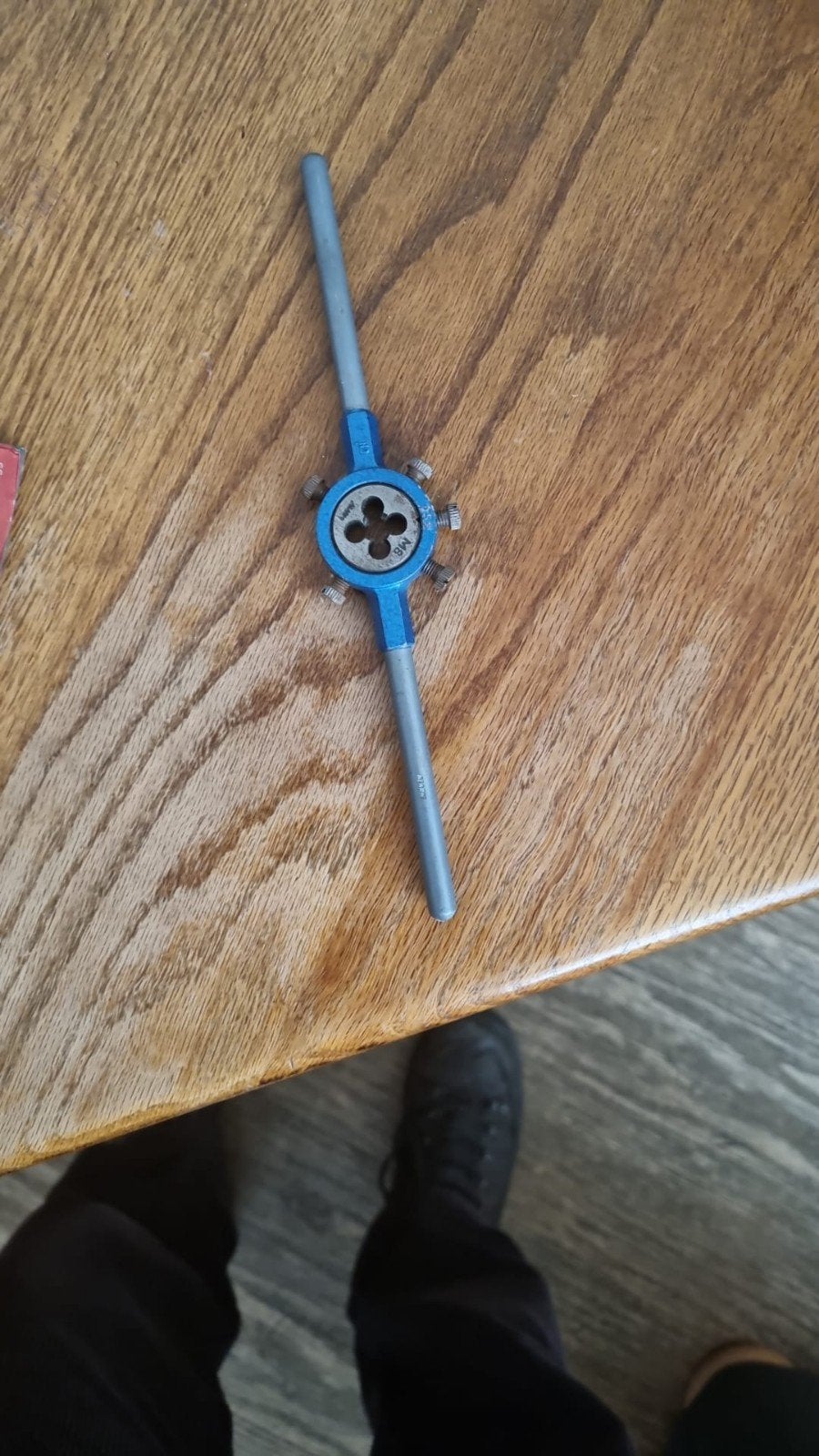 Snijijzer M8 in Wringijzer, Ophalen, Zo goed als nieuw