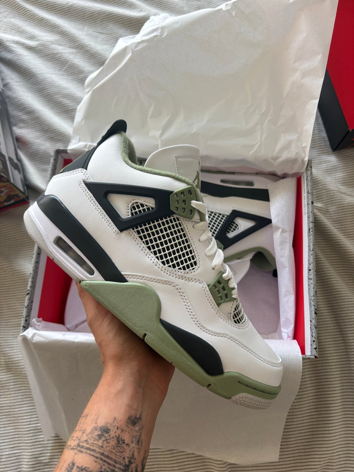 Nike Air Jordan 4 Retro Seafoam 44.5, Verzenden, Nieuw, Overige kleuren