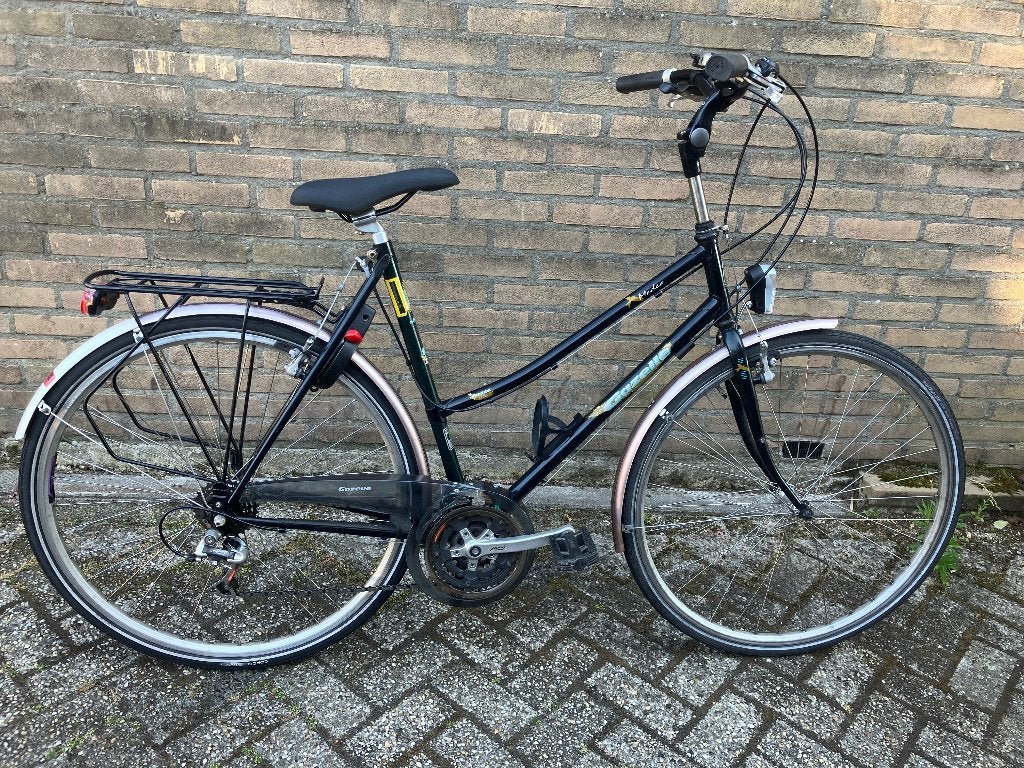 Fiets 28 inch, Fietsen en Brommers, Fietsen | Dames | Damesfietsen, Ophalen, Gebruikt, Velgrem, Versnellingen