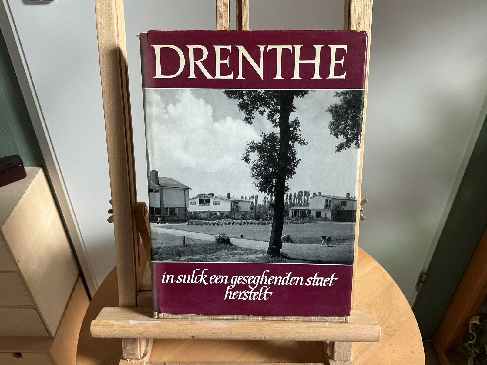 Drenthe boek van tijdperk 1950/1960 uitgeverij A.RvG Meppel, Ophalen of Verzenden, Gelezen