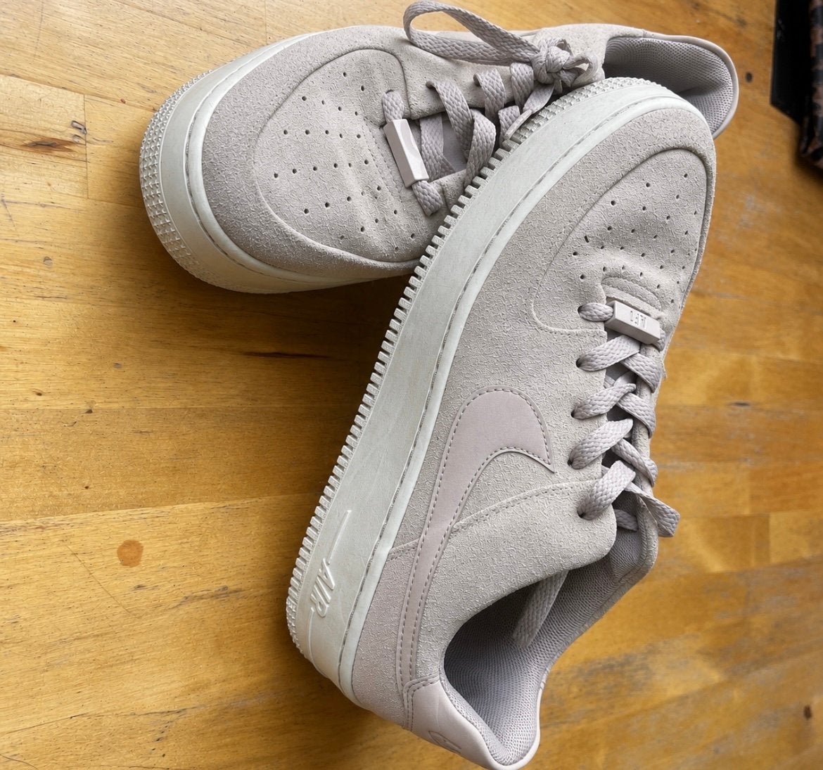 Nike airforce 1, Ophalen of Verzenden, Roze, Sneakers of Gympen, Zo goed als nieuw