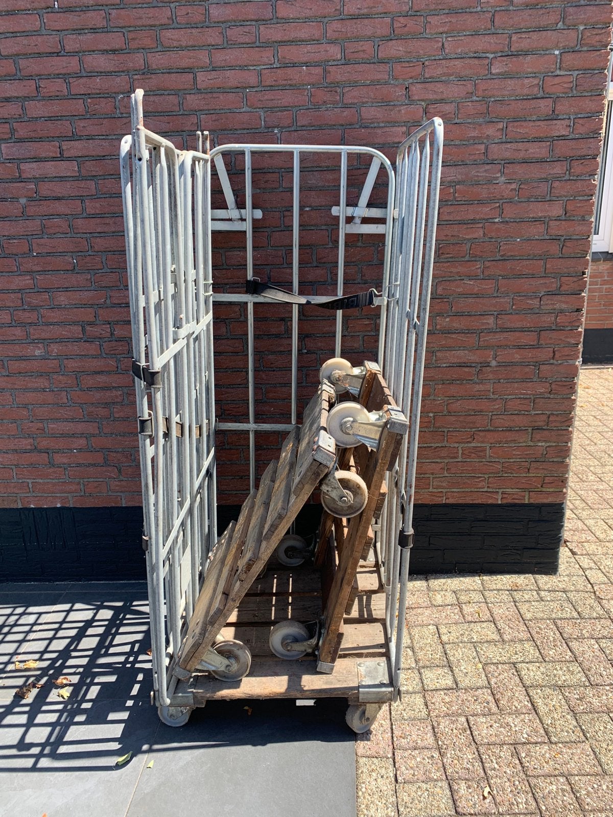 Rolcontainers, Ophalen, Gebruikt