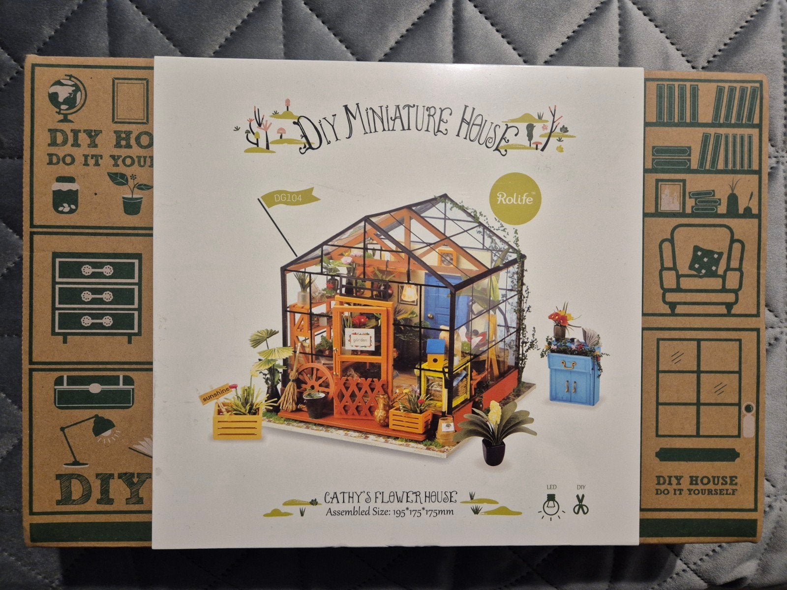 Rolife DIY Miniatuurhuis Cathy's Flower House, Hobby en Vrije tijd, Knutselen, Handgemaakt, Nieuw, Meerkleurig, Overige merken