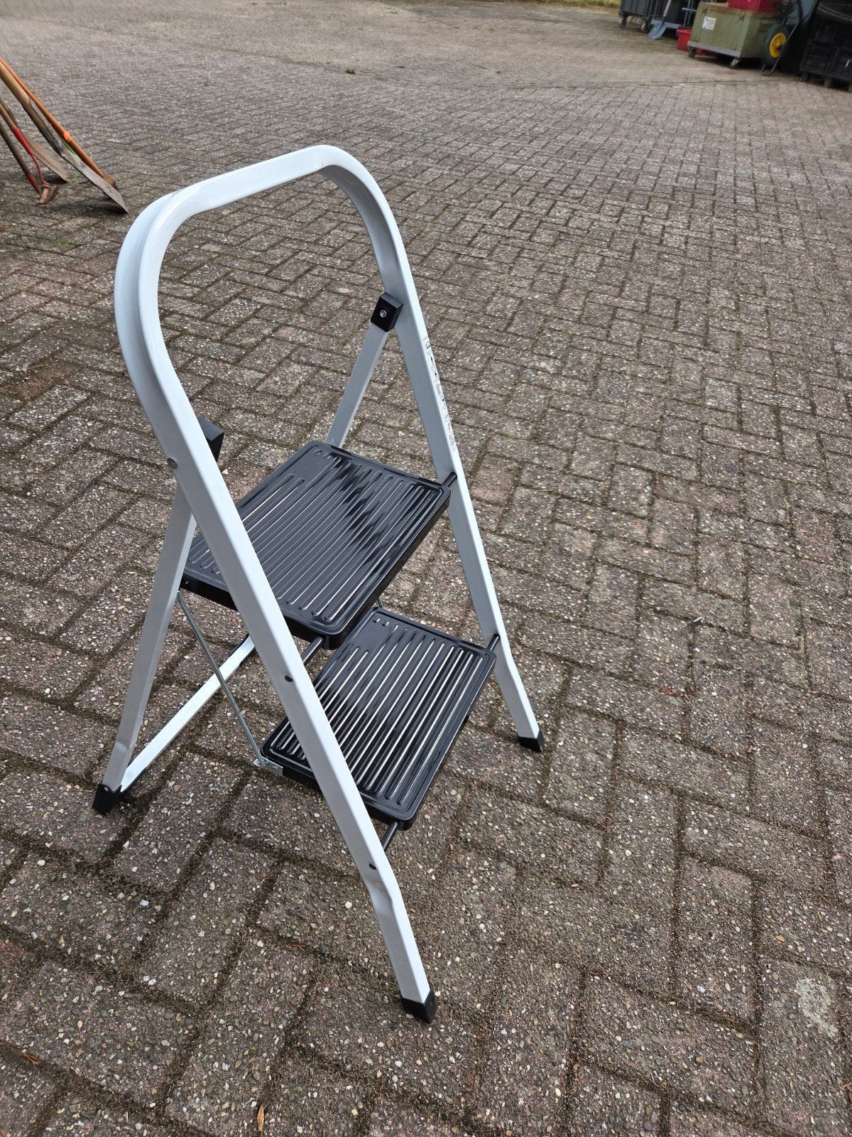 keuken trapje als nieuw, Doe-het-zelf en Verbouw, Ladders en Trappen, Ophalen of Verzenden, Zo goed als nieuw, Minder dan 2 meter