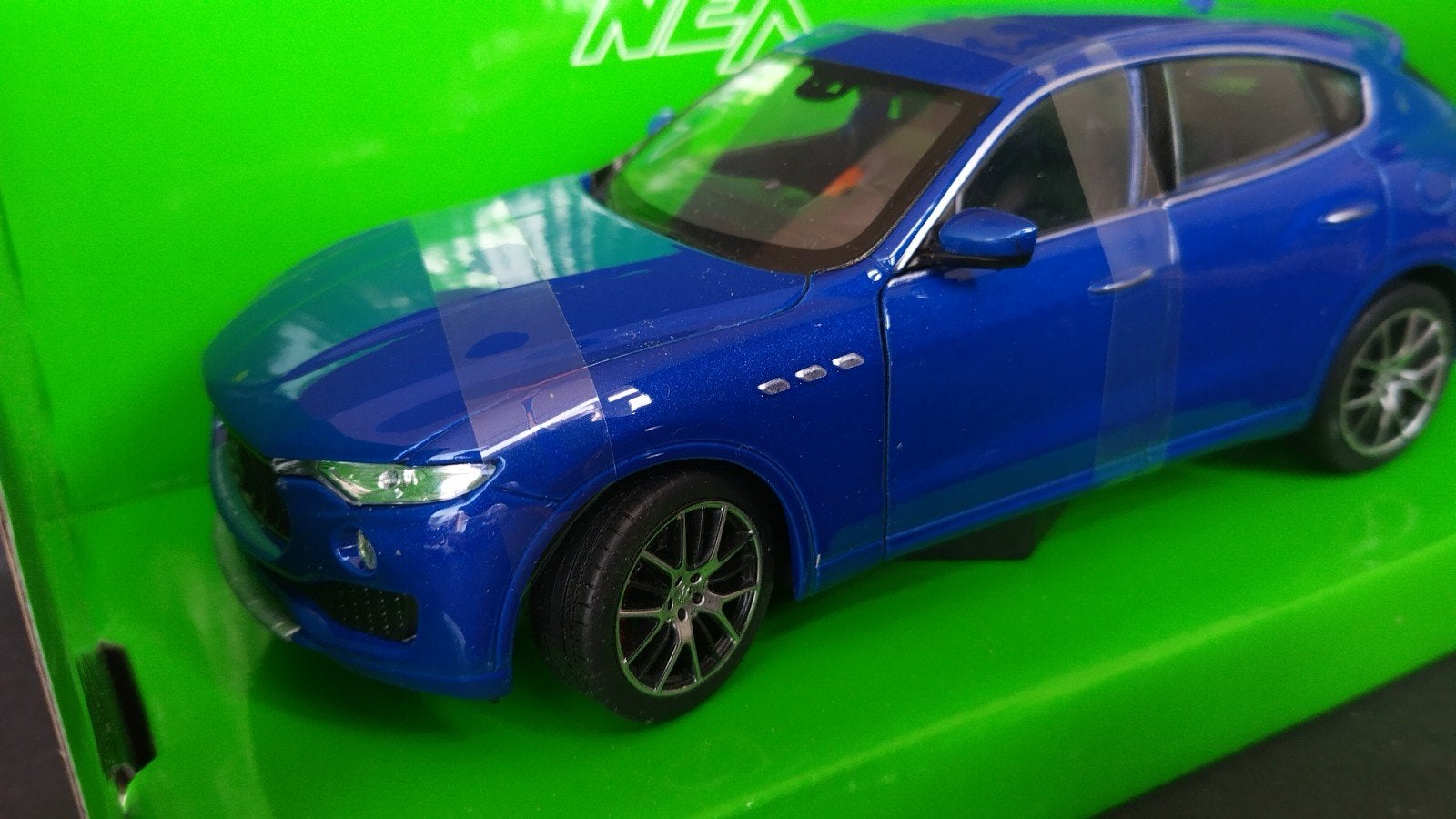 Maserati Levante 1:24 Welly Nex Pol, Verzenden, ., Zo goed als nieuw, .