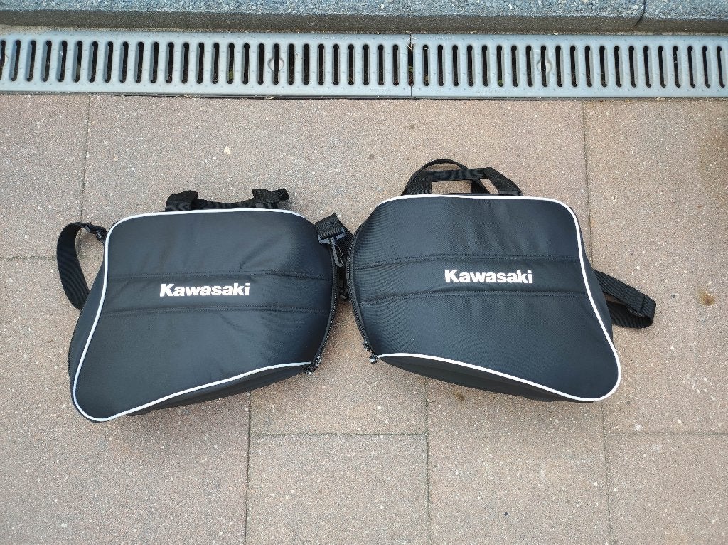 Kawasaki binnentassen voor zijkoffers Versys Ninja etc, Motoren, Ophalen of Verzenden, Zo goed als nieuw