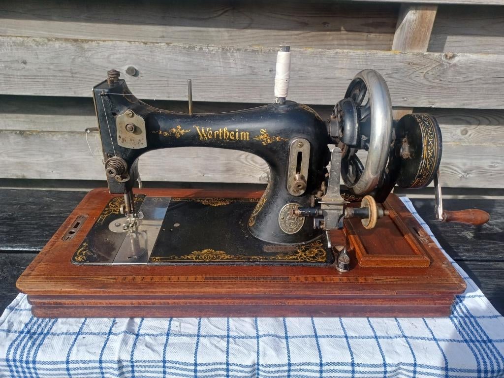 naaimachine, Ophalen