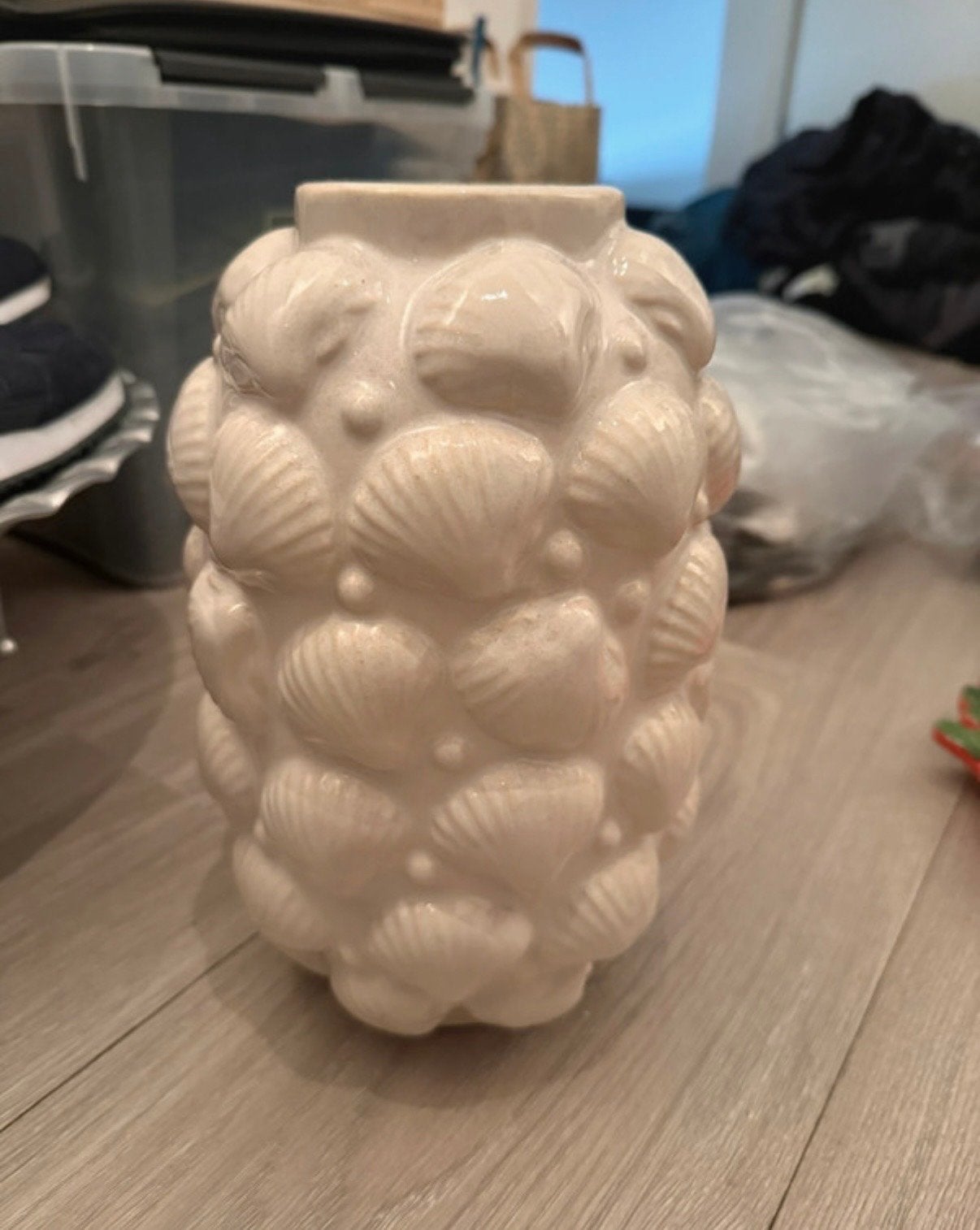 Beige Vaas met Schelpen - 25 cm Hoog, Ophalen, Overige kleuren, Met patroon/structuur, 25 cm