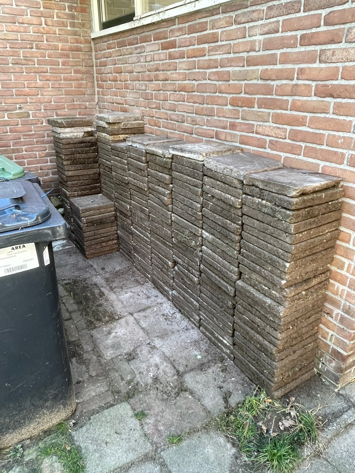 Gratis… Stoeptegels 30x30 cm, Ophalen, Gebruikt, 10 m² of meer, Beton