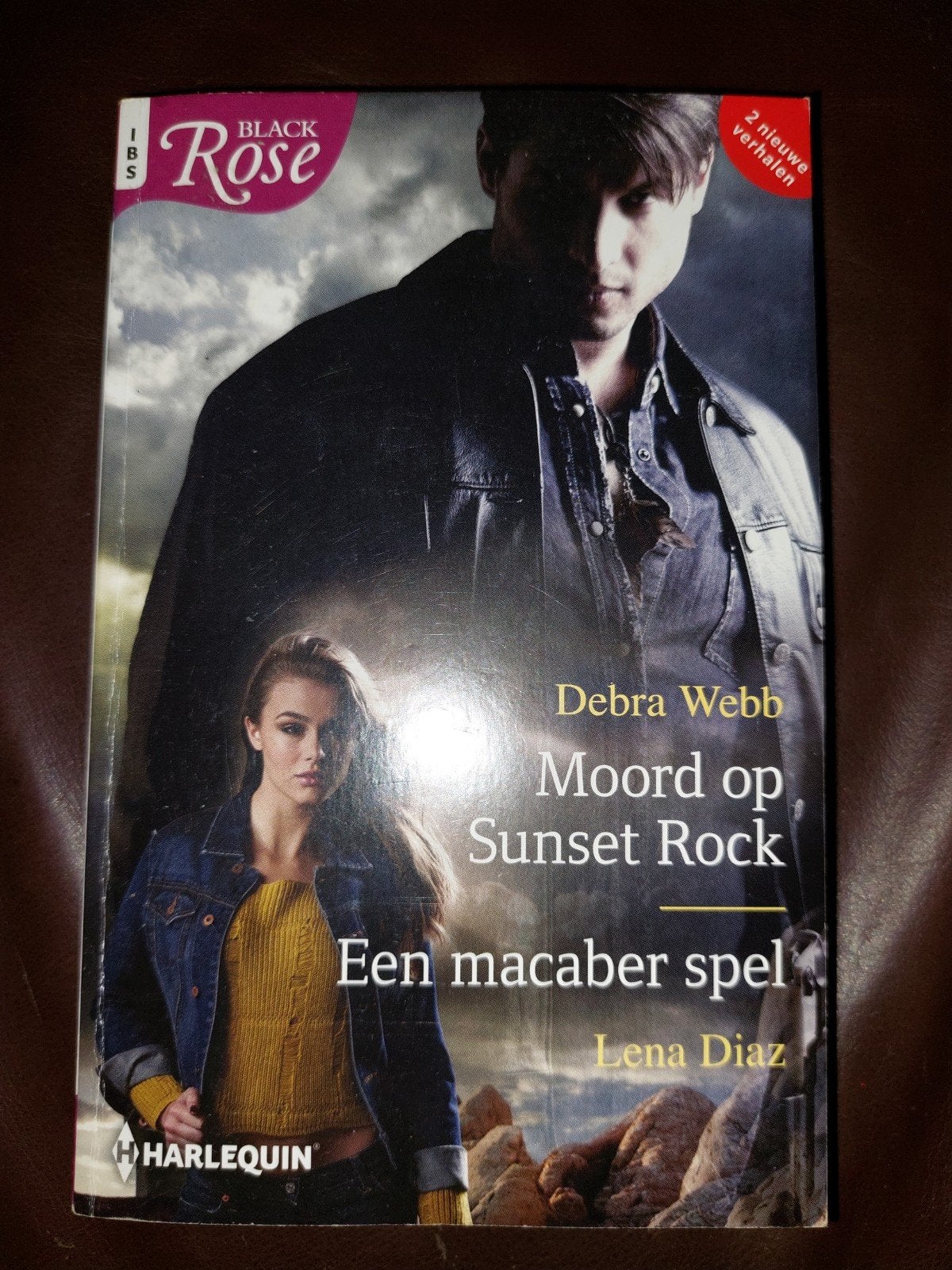 Moord op Sunset Rock / Een macaber spel - Debra Webb, Verzenden, Gelezen, Debra Webb, Lena Diaz, Nederland
