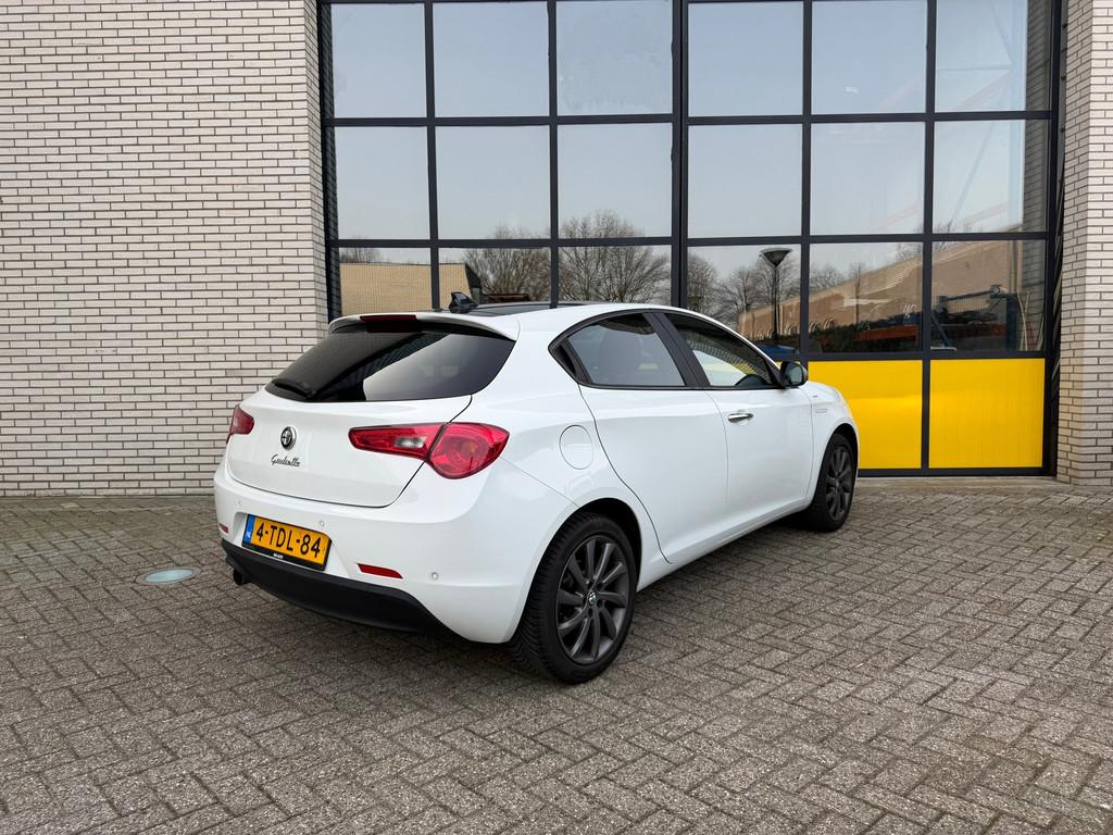 Alfa Romeo Giulietta 1.4 T Veloce, Vol leer, CarPlay, LMV, Voorwielaandrijving, Euro 5, Gebruikt, 4 cilinders