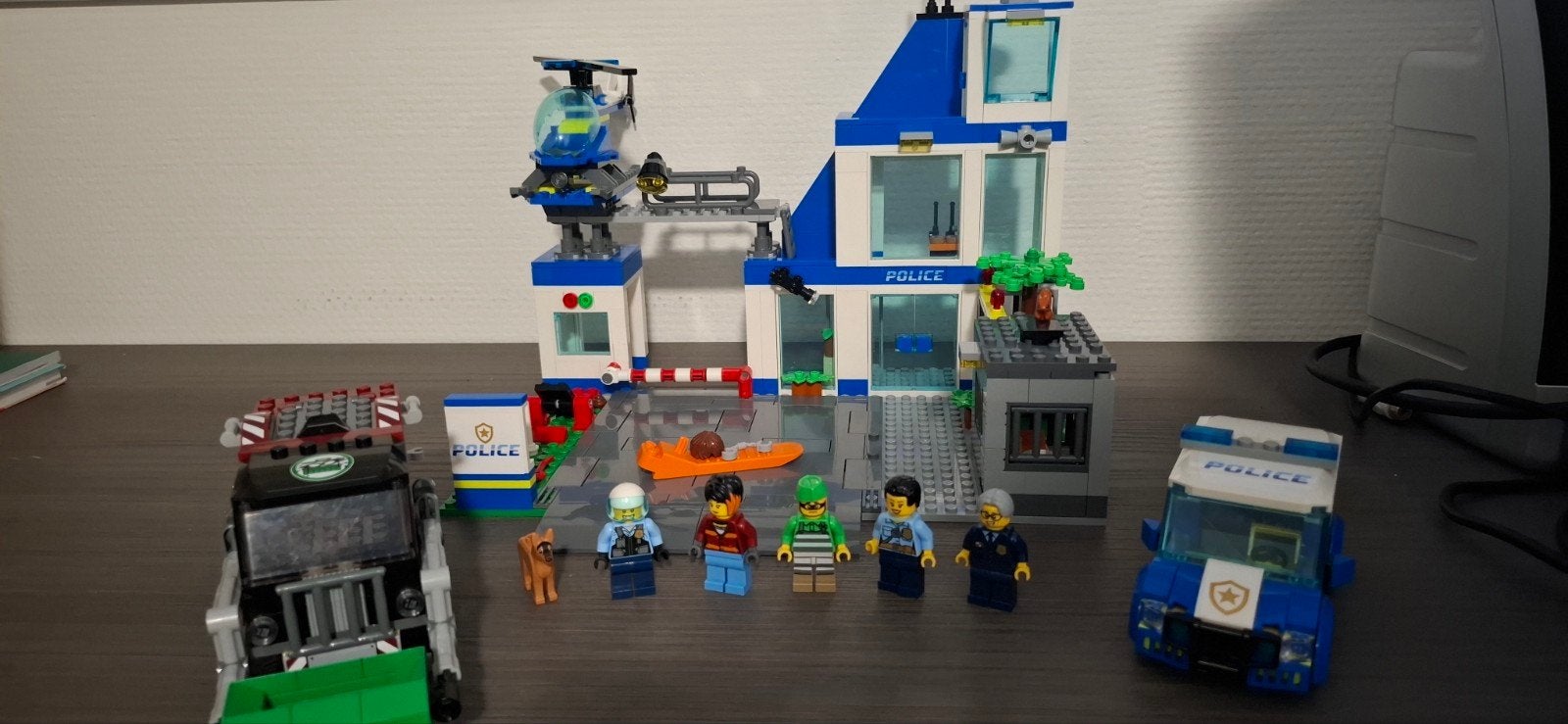 Lego city Politiebureau 60316, Kinderen en Baby's, Speelgoed | Duplo en Lego, Lego, Ophalen of Verzenden, Complete set, Compleet