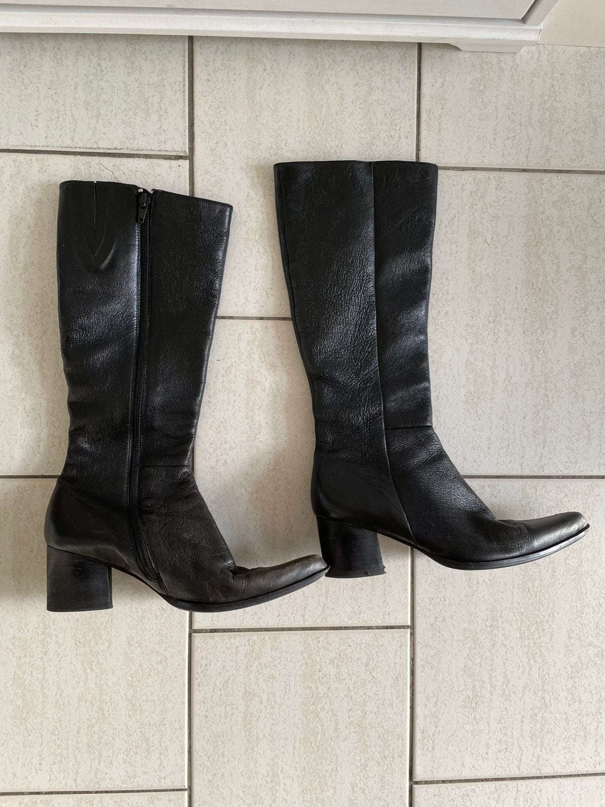Daneslaarzen maat 39, Kleding | Dames, Hoge laarzen, Zwart, Ophalen of Verzenden, Gedragen