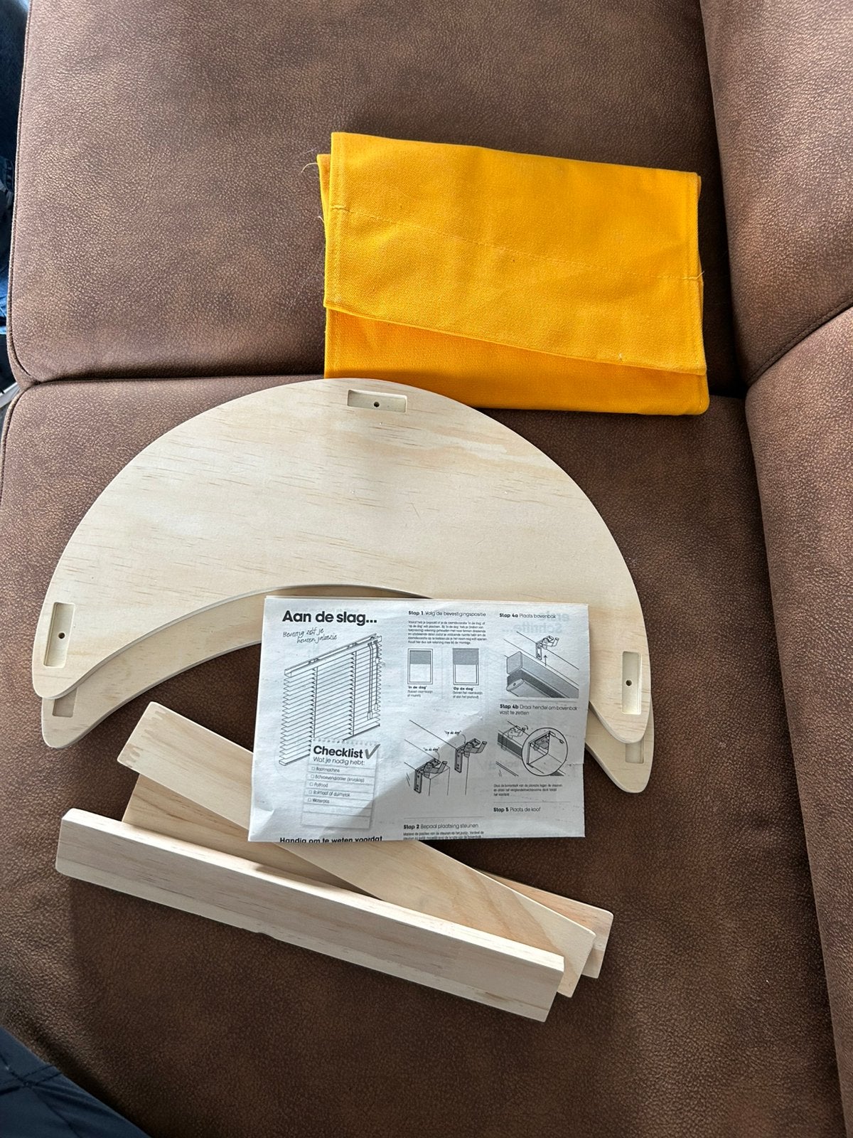 Katten muur hanger, Ophalen, Zo goed als nieuw