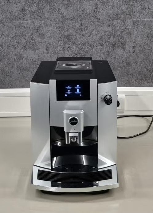 Jura E6 EC Platin MET GARANTIE EN SERVICEBEURT, Afneembaar waterreservoir, 10 kopjes of meer, Koffiemachine, Ophalen of Verzenden