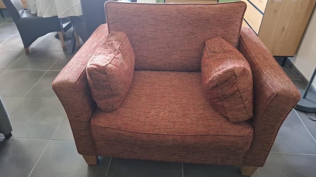 Rode loveseat / fauteuil ZO GOED ALS NIEUW, Huis en Inrichting, Ophalen, 75 tot 100 cm, Zo goed als nieuw, 100 tot 125 cm