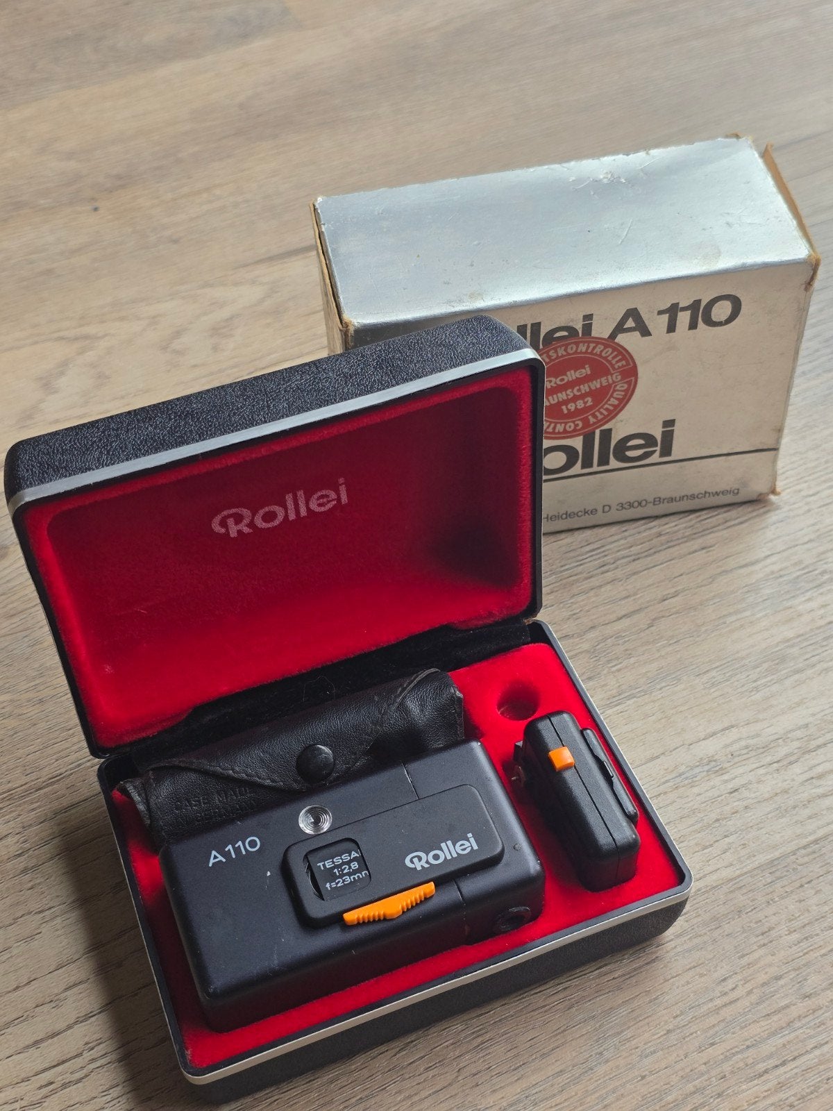 Rollei A110 Set - Vintage Compact Camera met Accessoires, Ophalen of Verzenden, Compact, Overige Merken