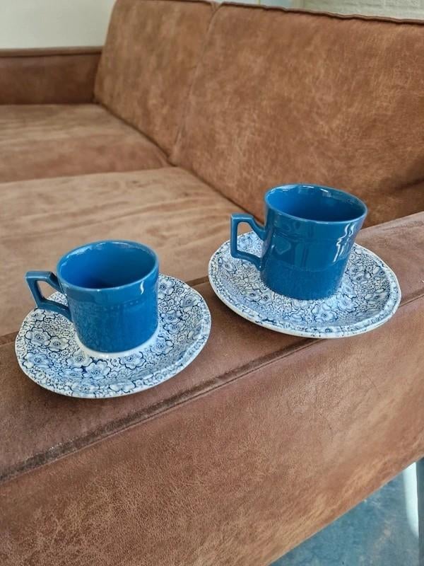 Wedgwood Kensington kop schotels set, Huis en Inrichting, Keuken | Servies, Ophalen of Verzenden, Zo goed als nieuw, Porselein