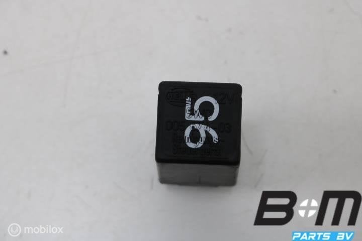 Koplampsproeier relais 95 VW Lupo GTI 701955200, Gebruikt