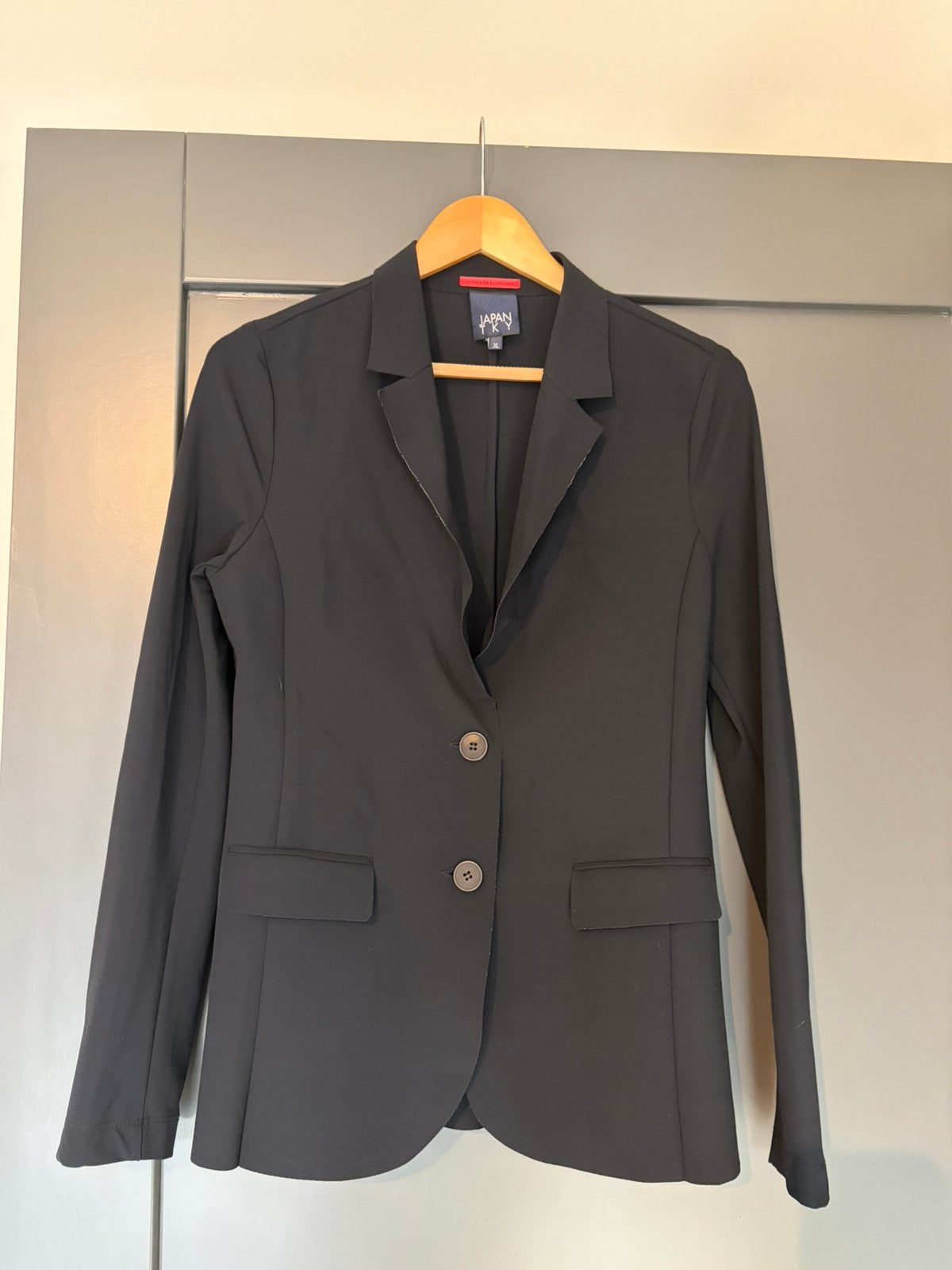 Colbert stevige travelstof zwart van Japan TKY, Verzenden, Zo goed als nieuw, Maat 46/48 (XL) of groter, Zwart