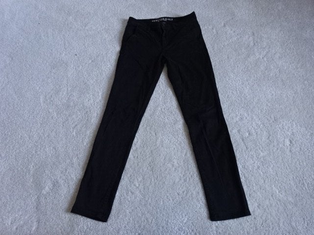 Prachtige pantalon van American Eagle / zwart / maat 38, Kleding | Dames, Broeken en Pantalons, Maat 38/40 (M), American Eagle