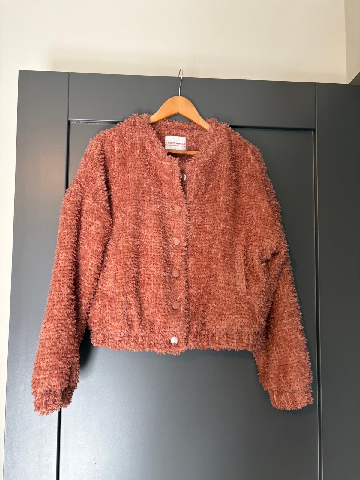 Vestje Studio Amaya roestkleurig/roze maat M valt ruim, Kleding | Dames, Verzenden, Zo goed als nieuw, Maat 38/40 (M), Roze
