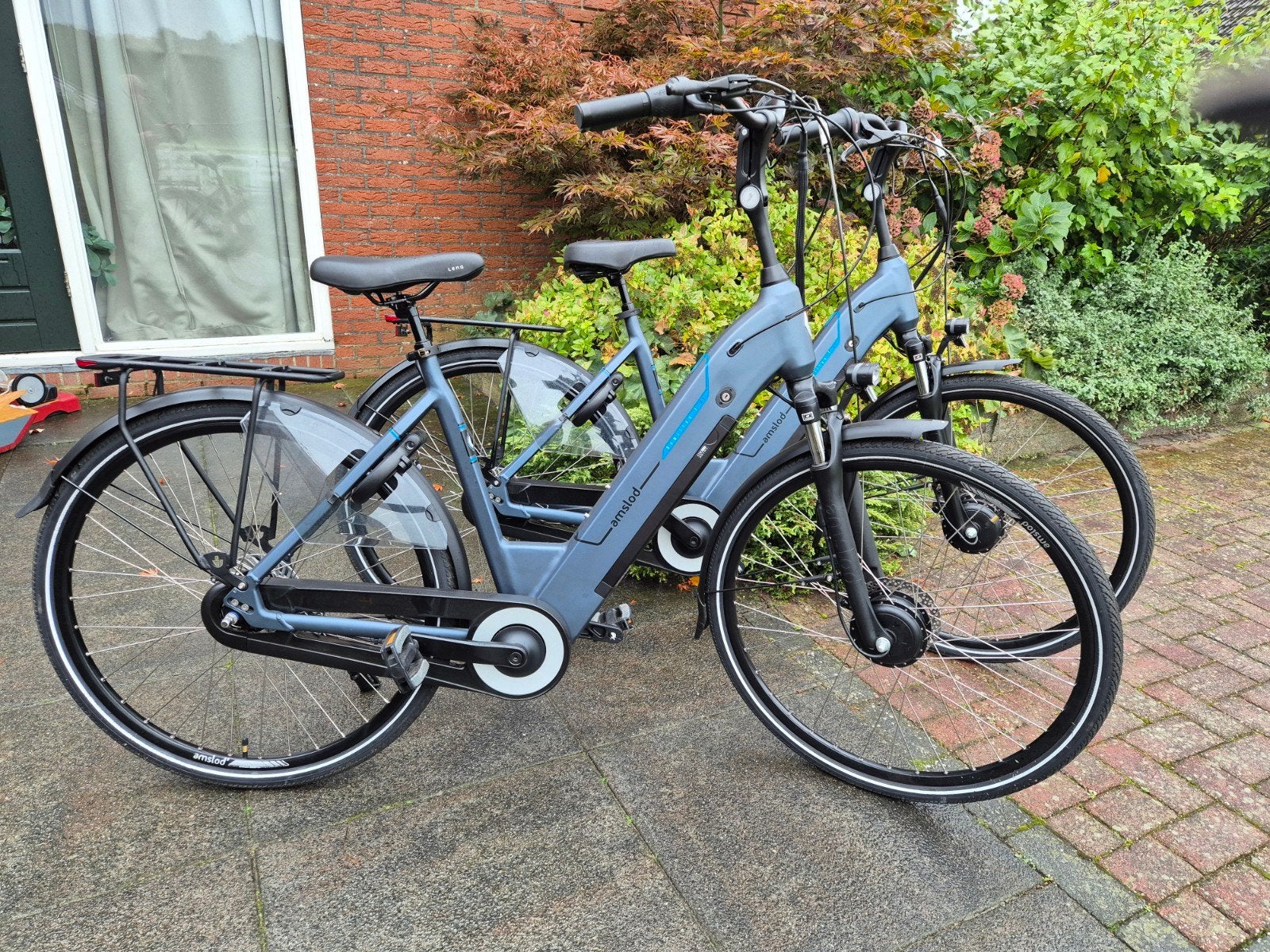mooi setje Amslod Hamilton zeer lage km.standen, Zo goed als nieuw, 51 tot 55 cm, 50 km per accu of meer, Ophalen