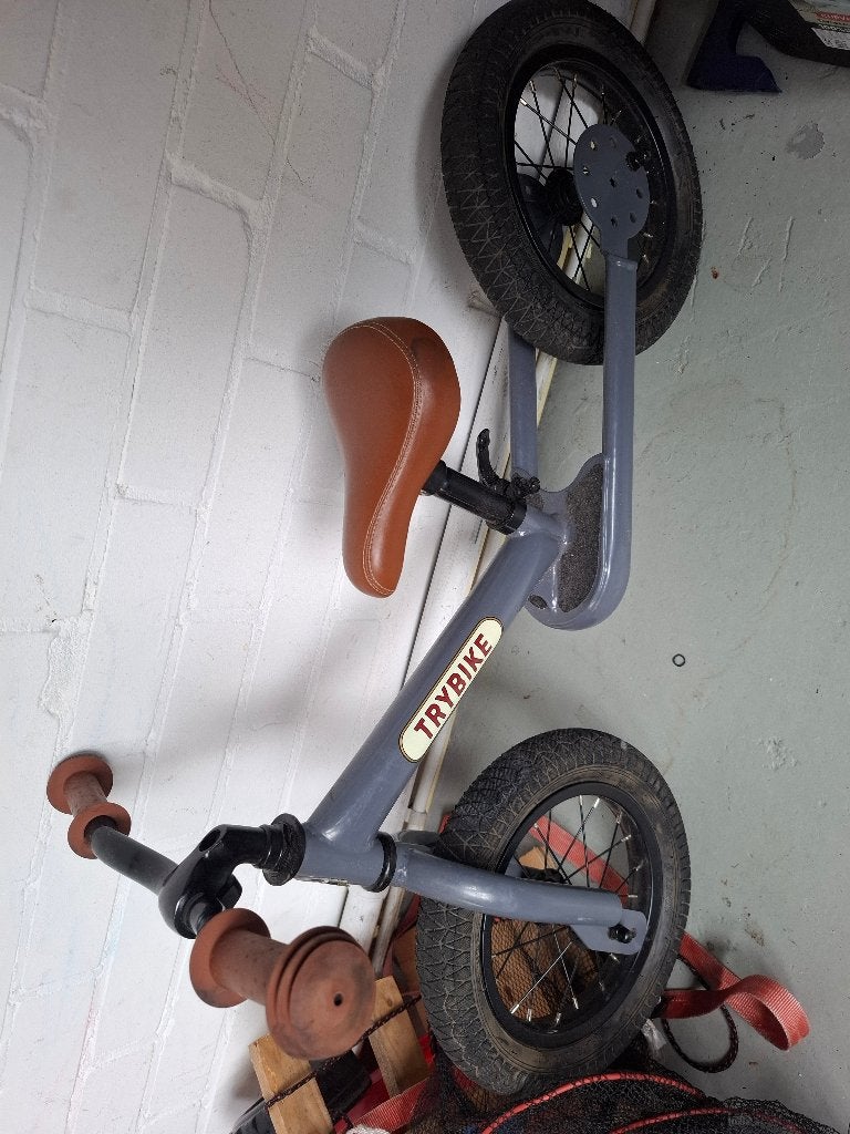 Trybike, Kinderen en Baby's, Speelgoed | Buiten | Voertuigen en Loopfietsen, Ophalen, Zo goed als nieuw, Loopfiets
