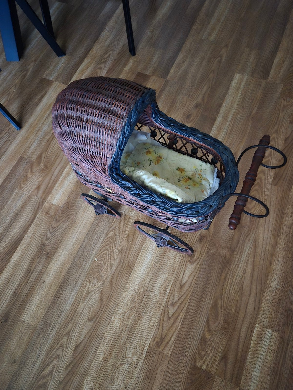 rieten oude poppenwagen, Antiek en Kunst, Ophalen