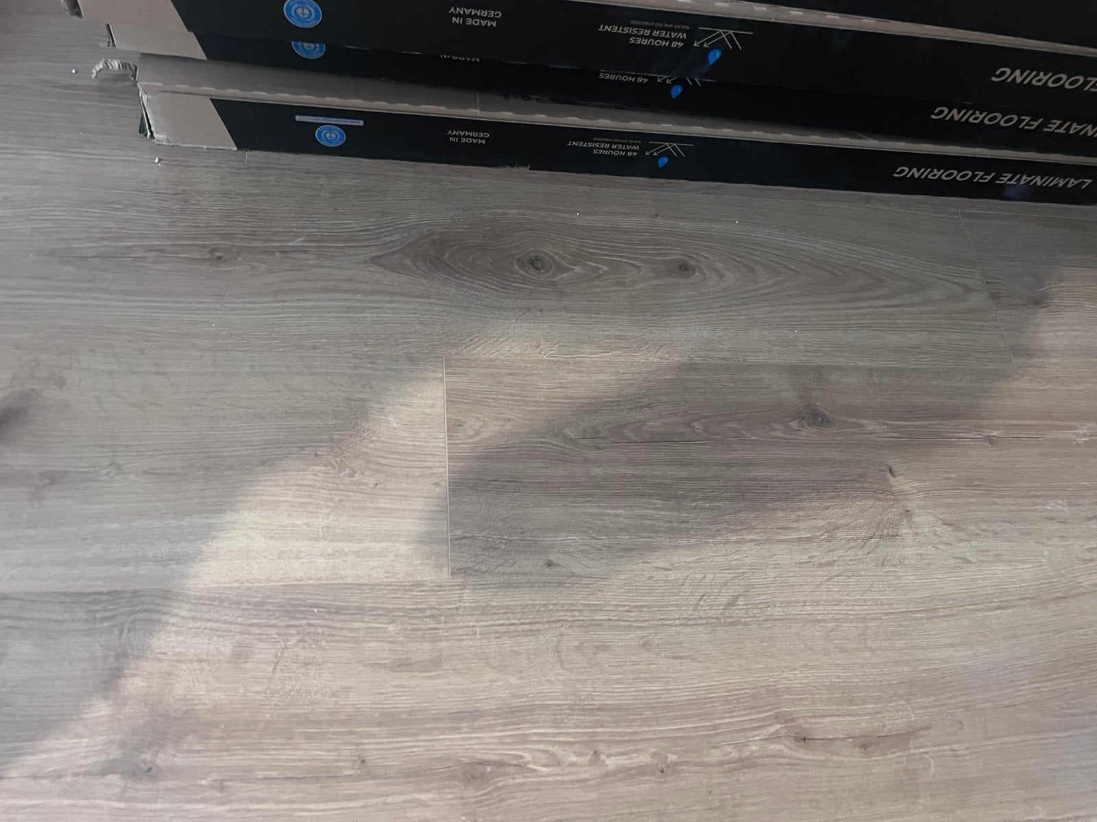For Sale: 4 Boxes of Laminate Flooring (7 mm), 50 tot 150 cm, Ophalen of Verzenden, 10 m² of meer, 10 tot 30 cm