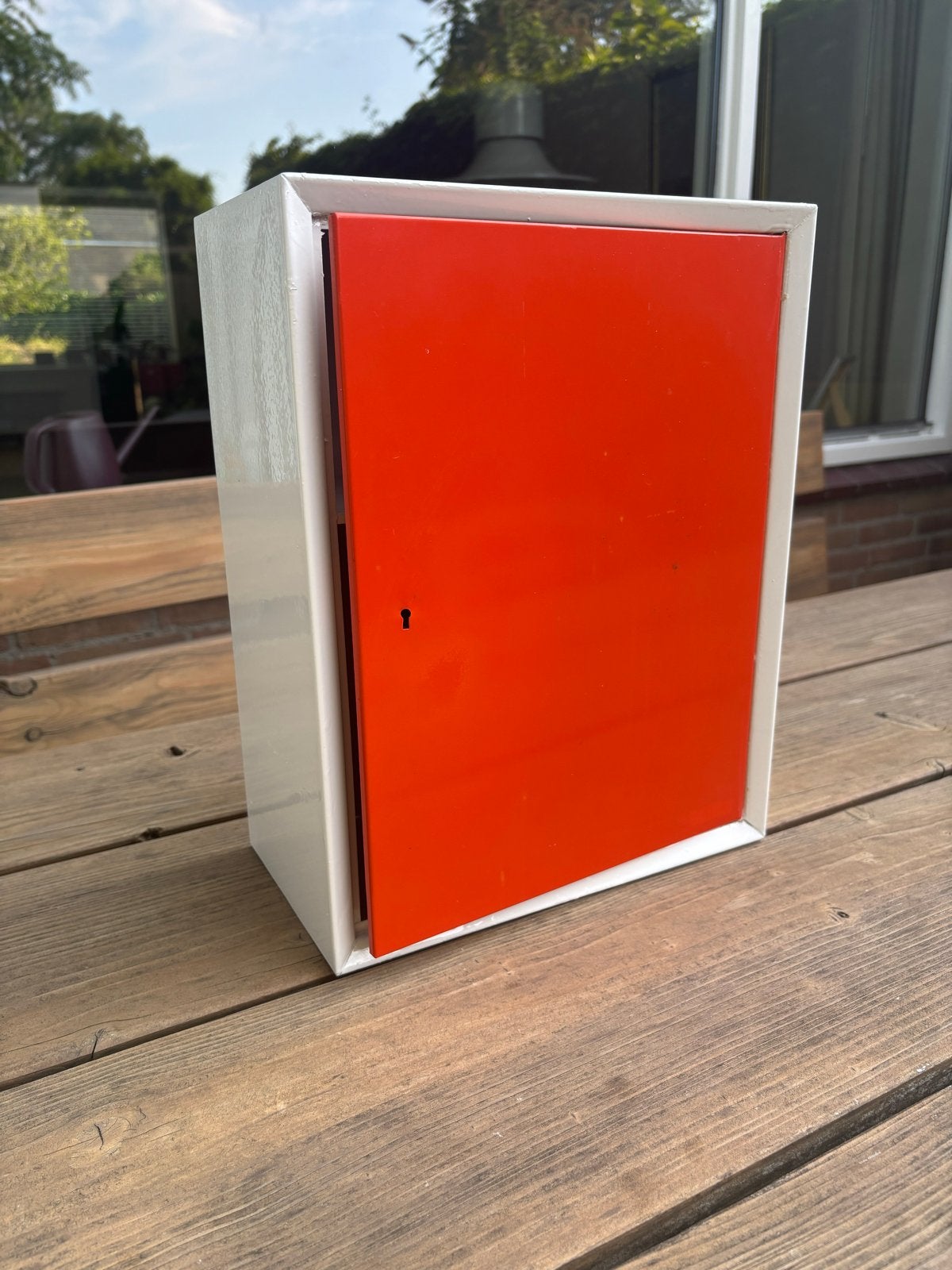 Vintage medicijnkastje (Brabantia) met oranje deur, Ophalen, Gebruikt