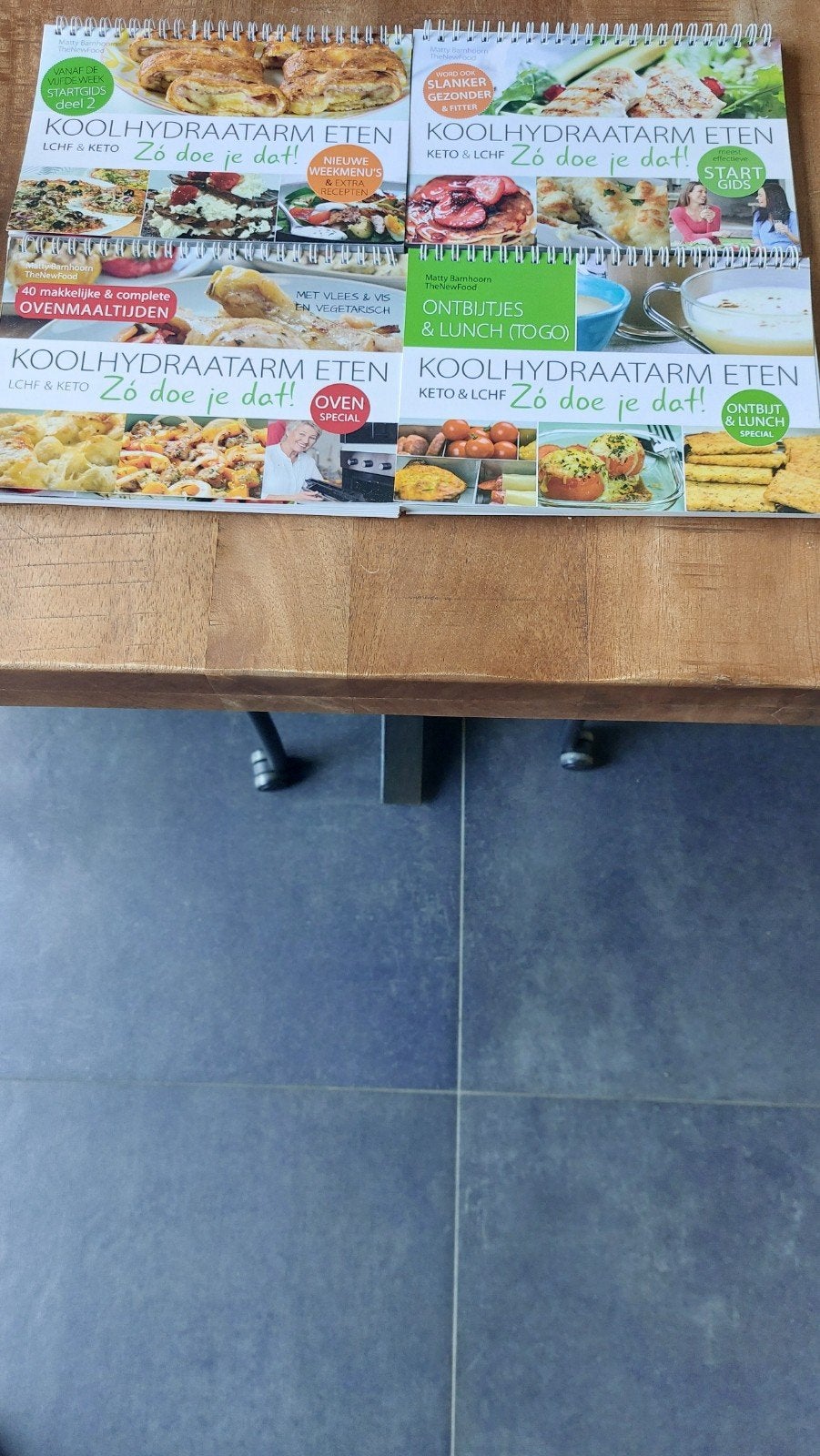 Newfood  4 nette boeken, Voorgerechten en Soepen, Gezond koken, Ophalen of Verzenden, Zo goed als nieuw