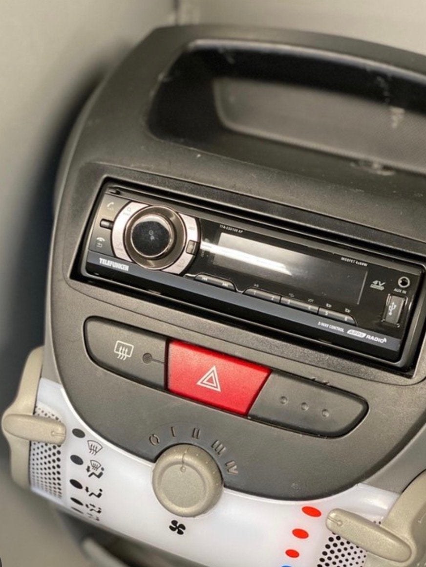 Radio met TomTom schermpje uit Citroën C1 (2009), Ophalen of Verzenden, Gebruikt