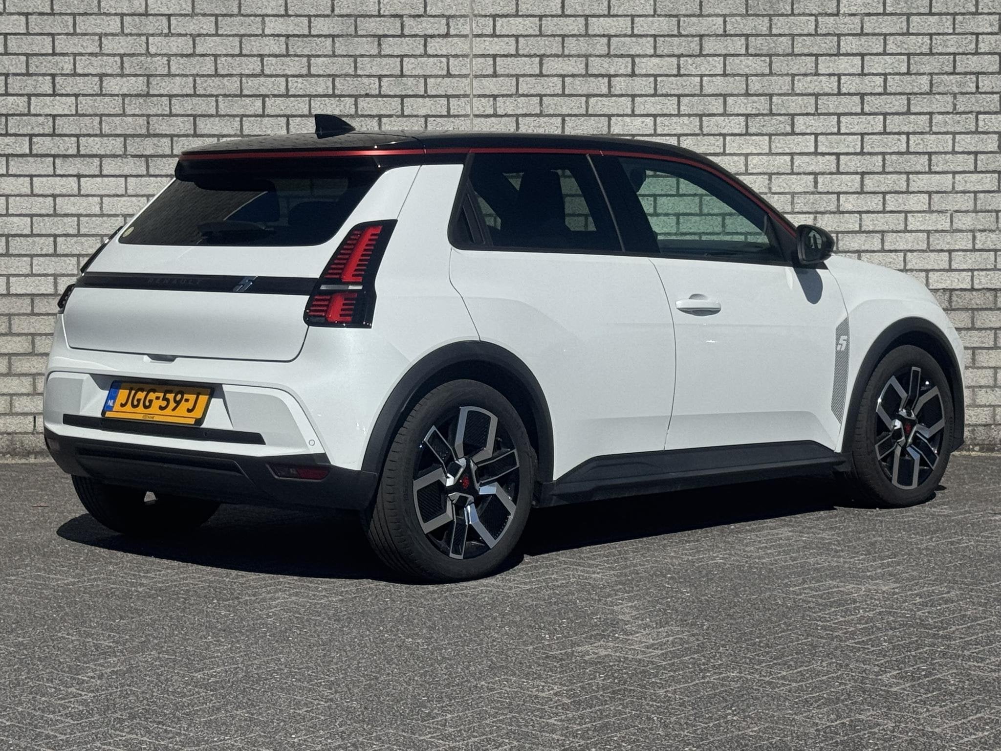 Renault 5 Comfort Range Techno 52 kWh | Adaptive Cruise Cont, Auto's, Stof, Gebruikt, Huisgarantie, Wit