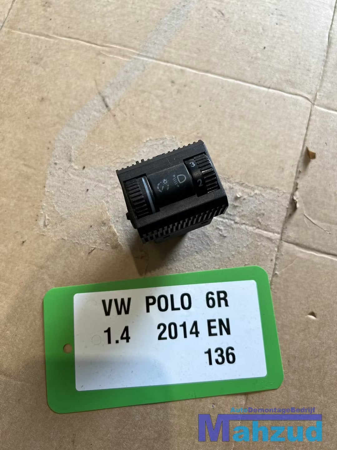 VW POLO 6R hoogteregeling koplamp schakelaar 2009-2017, Gebruikt, Volkswagen, Volkswagen AG, Berliner Ring 2
38440  Wolfsburg, DE
