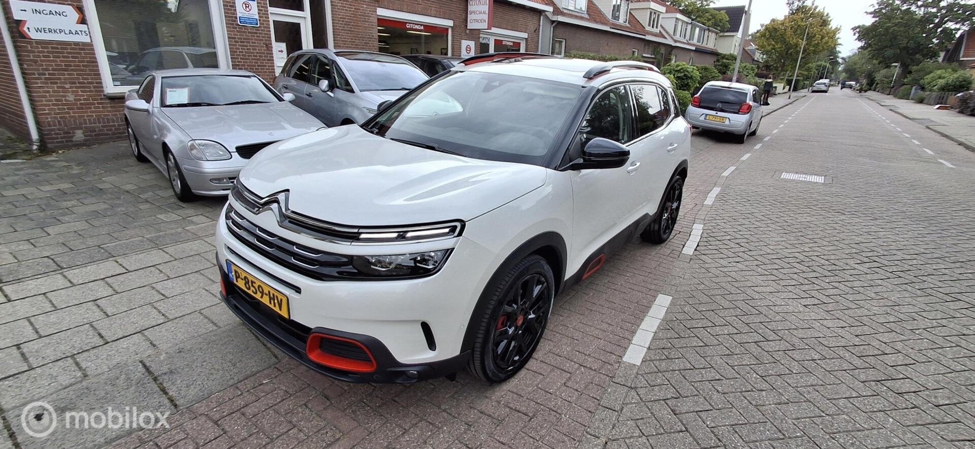 Citroen C5 Aircross 1.6 PureTech Shine, trekhaak, vol leer,, Auto's, Gebruikt, Euro 6, C5 Aircross, Wit