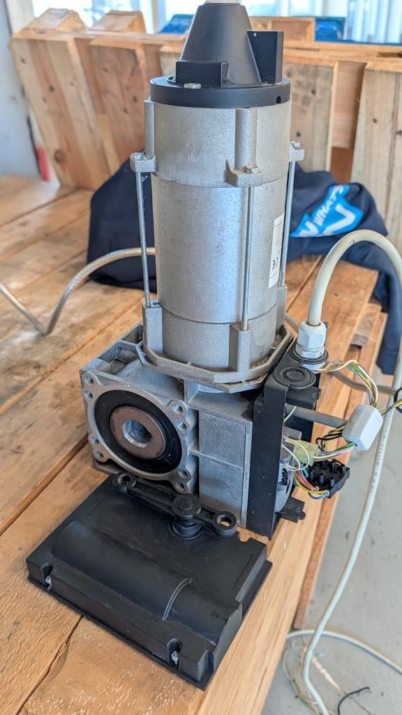 Overheaddeur motor zonder besturing, Doe-het-zelf en Verbouw, Gebruikt, Binnendeur, Ophalen of Verzenden, 120 cm of meer