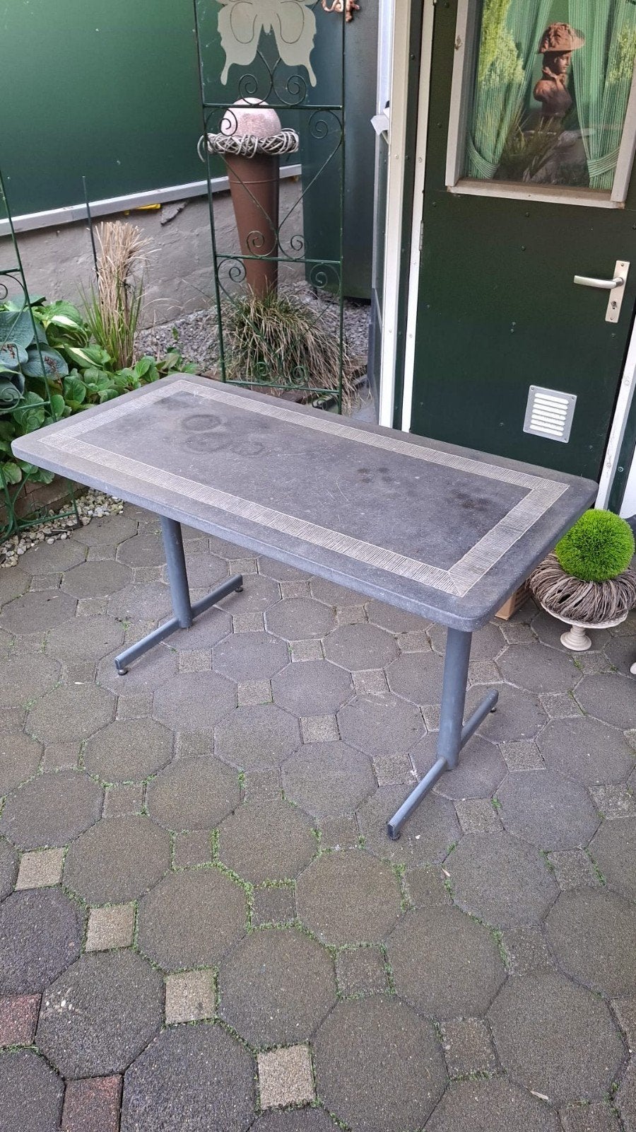 Rechthoekige natuurstenen tuintafel, donkergrijs, Tuin en Terras, Ophalen, Gebruikt, Rechthoekig, Metaal