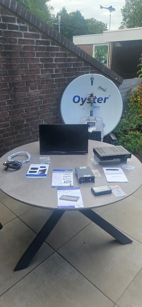 TV pakket Oyster 85 Vision Skew, Ophalen, Gebruikt, (Schotel)antenne, Overige merken