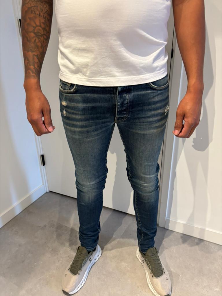 Amiri jeans, Ophalen of Verzenden, Zo goed als nieuw, Blauw, W32 (confectie 46) of kleiner